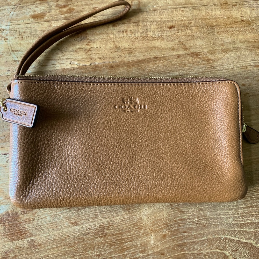 Coach clutch/purse/wristlet